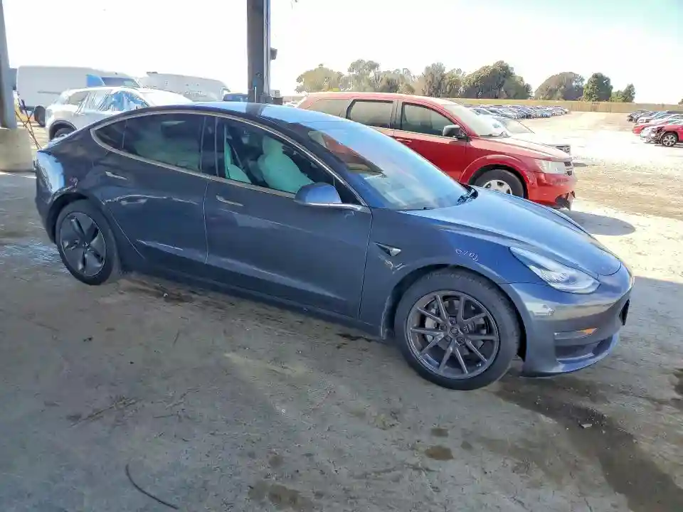 5YJ3E1EBXLF651351 2020 TESLA MODEL 3-3