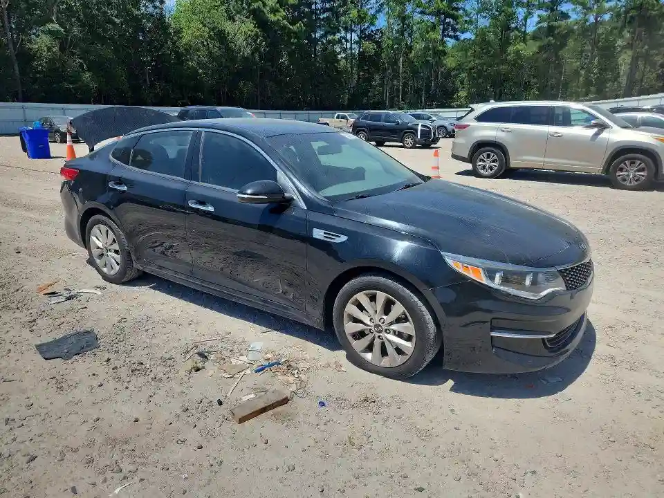 5XXGU4L30HG159661 2017 KIA OPTIMA-3