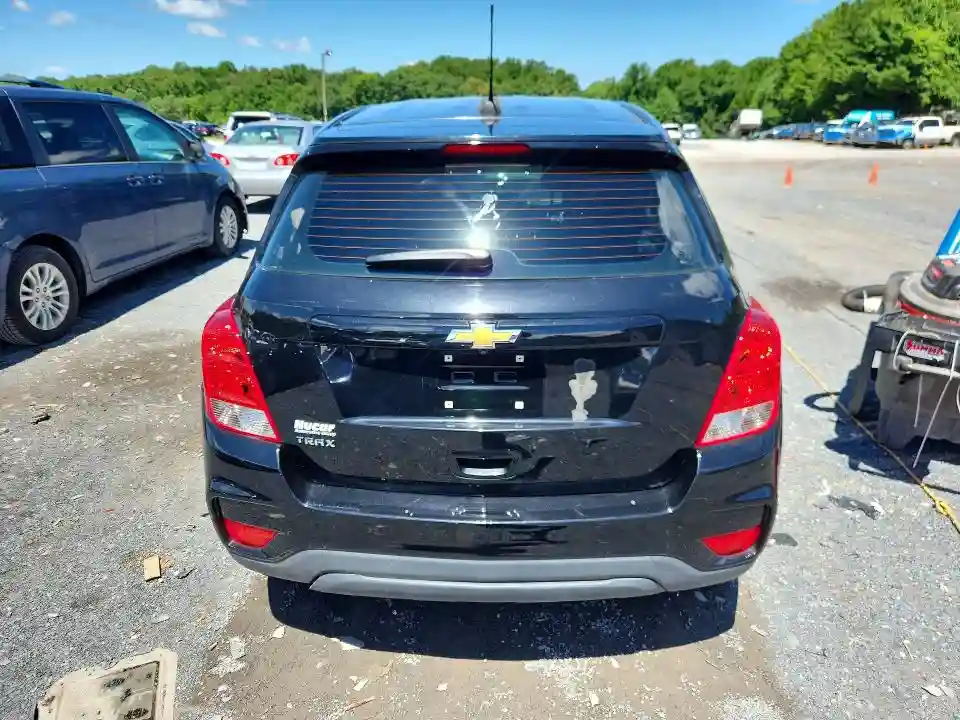 3GNCJKSB5JL322343 2018 CHEVROLET TRAX-5