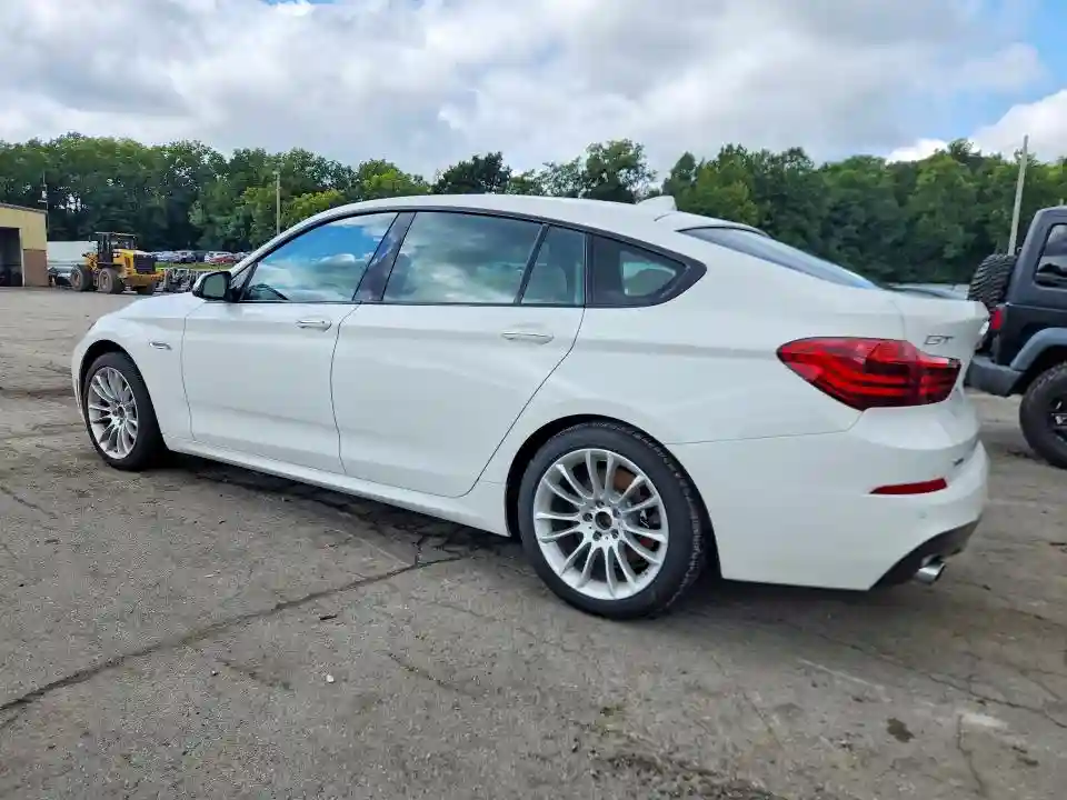 WBA5M4C51HD186898 2017 BMW 5 SERIES-1