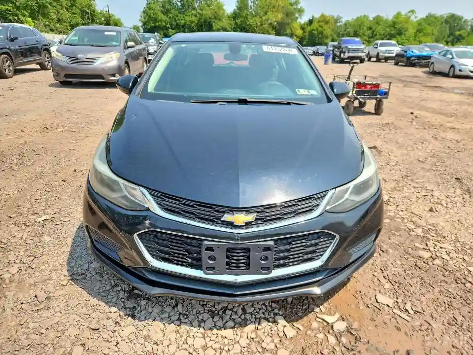 3G1BE6SM3HS592018 2017 CHEVROLET CRUZE-4