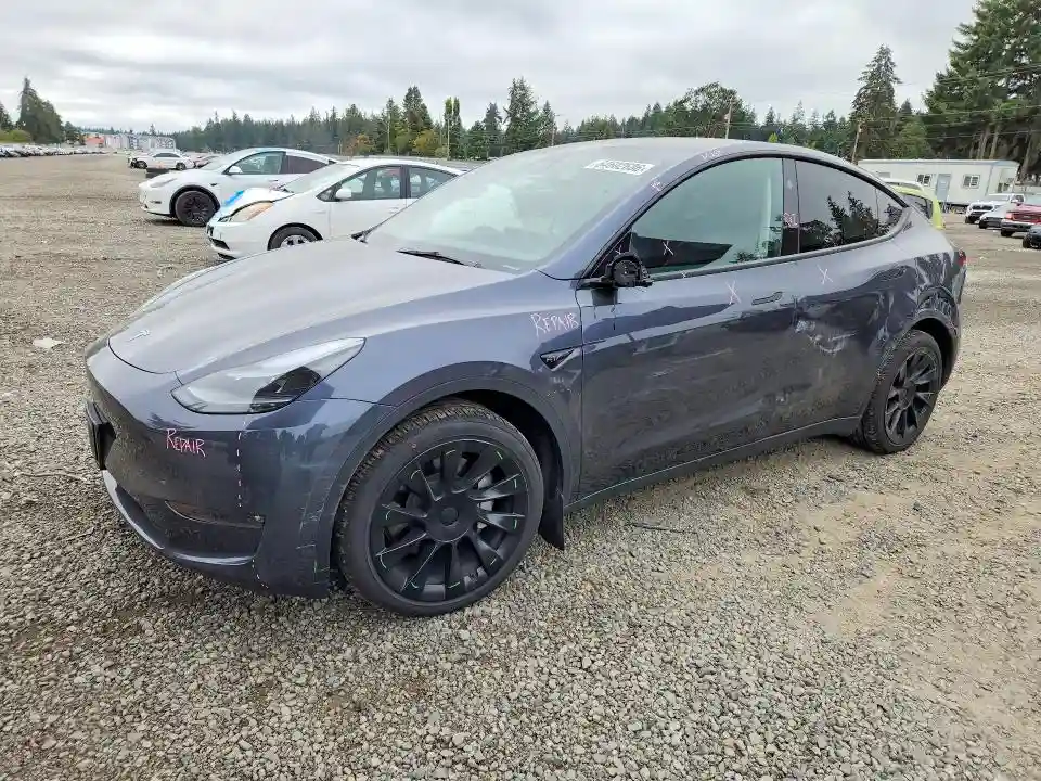 7SAYGDEE9PF921030 2023 TESLA MODEL Y-0
