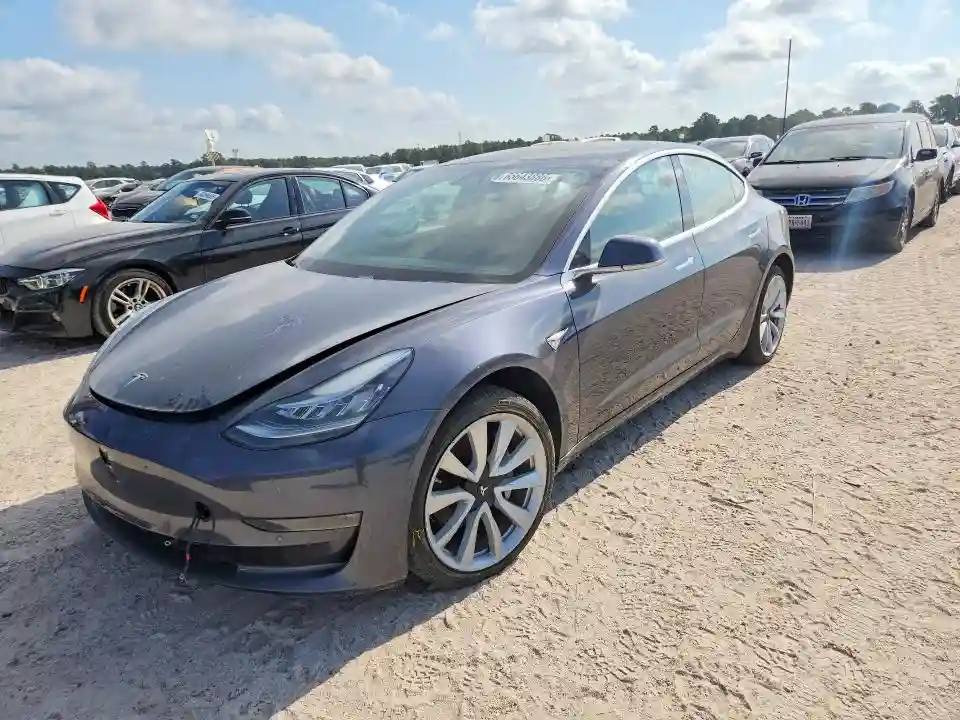5YJ3E1EA1JF163460 2018 TESLA MODEL 3-0