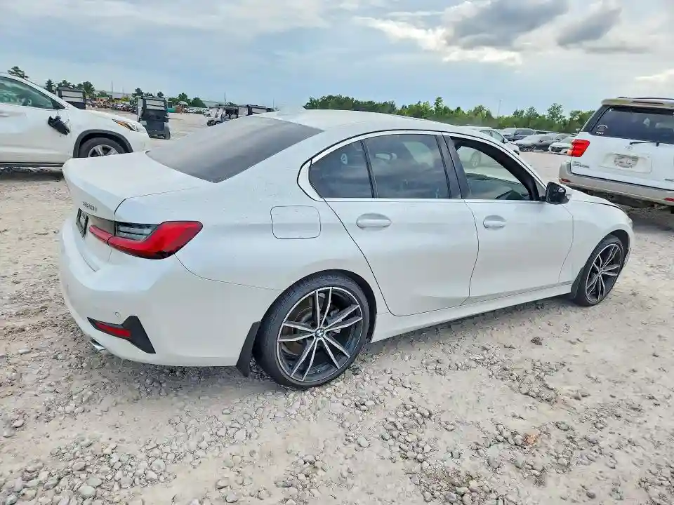 WBA5R1C5XKAJ99884 2019 BMW 3 SERIES-2
