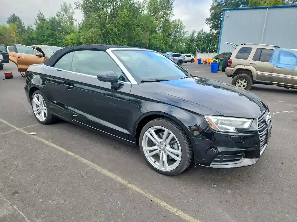 WAU78LFF8J1061495 2018 AUDI A3-3