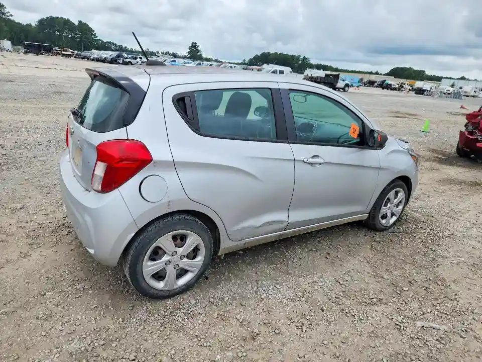 KL8CB6SA0LC464613 2020 CHEVROLET SPARK-2