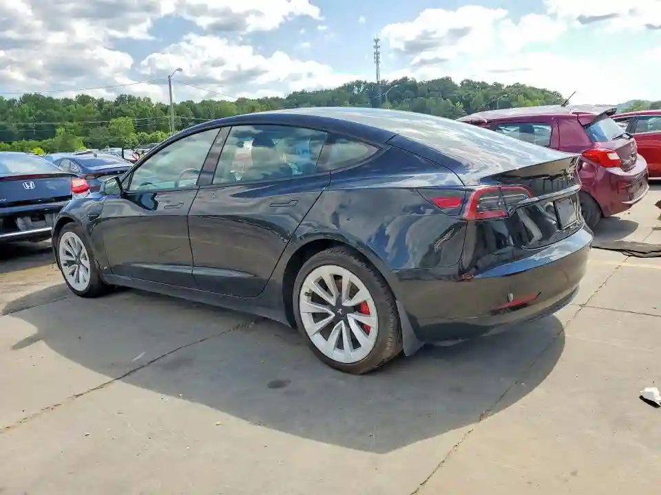 5YJ3E1EB2PF673544 2023 TESLA MODEL 3-1