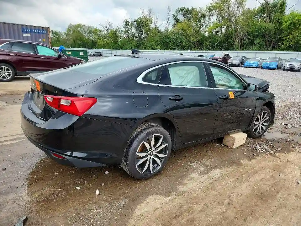 1G1ZE5ST3HF159688 2017 CHEVROLET MALIBU-2