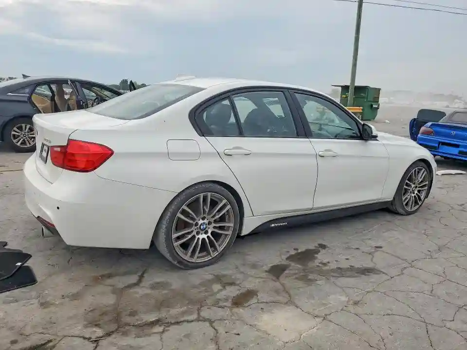 WBA3A9C51FF686624 2015 BMW 3 SERIES-2