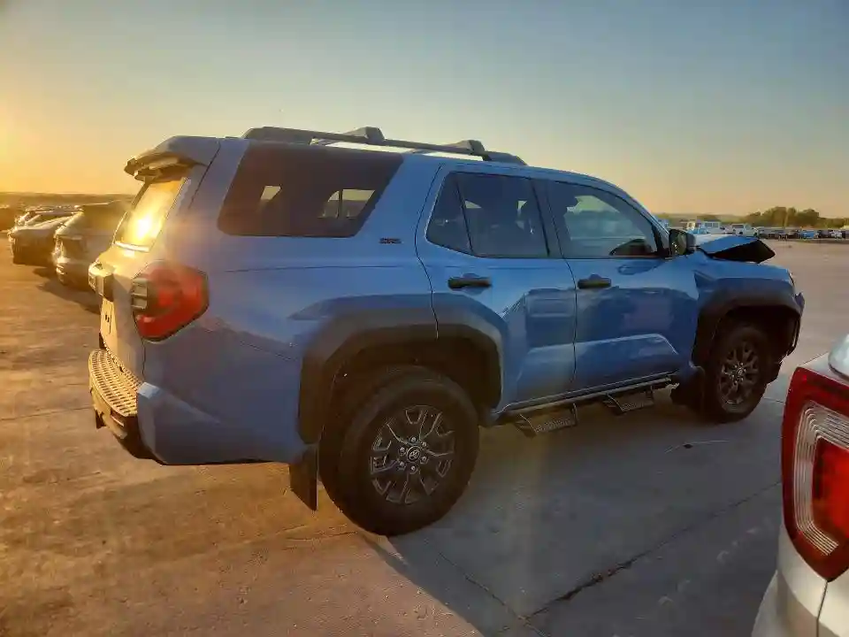 JTEVA5AR9S5001971 2025 TOYOTA 4RUNNER-2