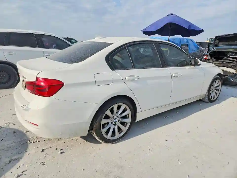 WBA8E1G5XJNU89956 2018 BMW 3 SERIES-2