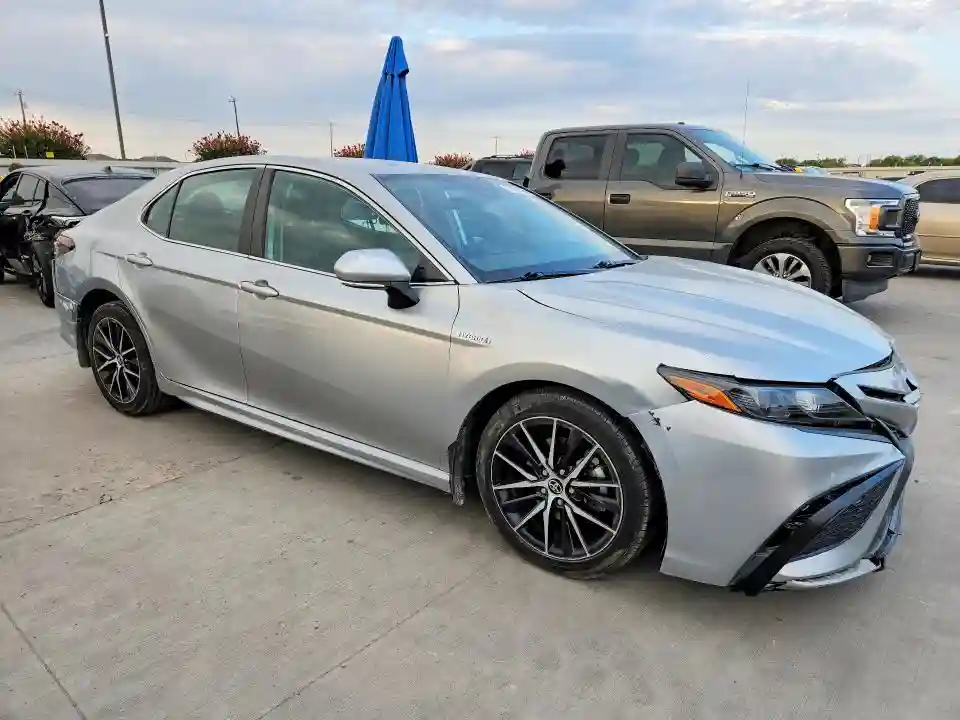 4T1G31AK3MU556860 2021 TOYOTA CAMRY-3