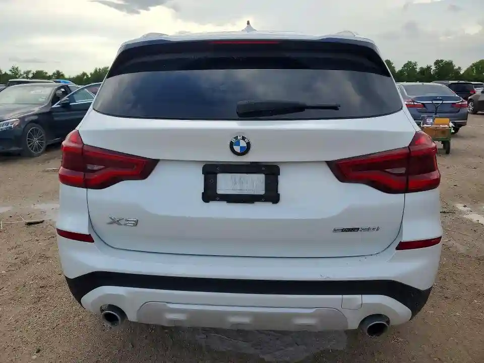 5UXTR7C56KLF25991 2019 BMW X3-5