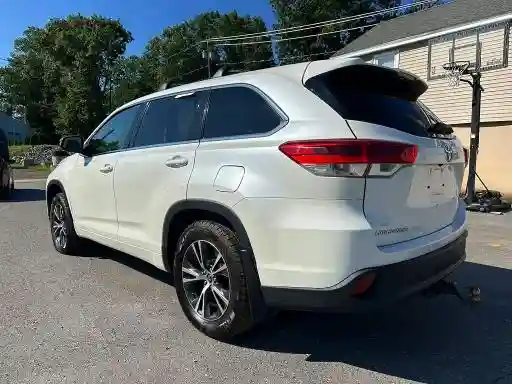5TDBZRFH3JS891836 2018 TOYOTA HIGHLANDER-1