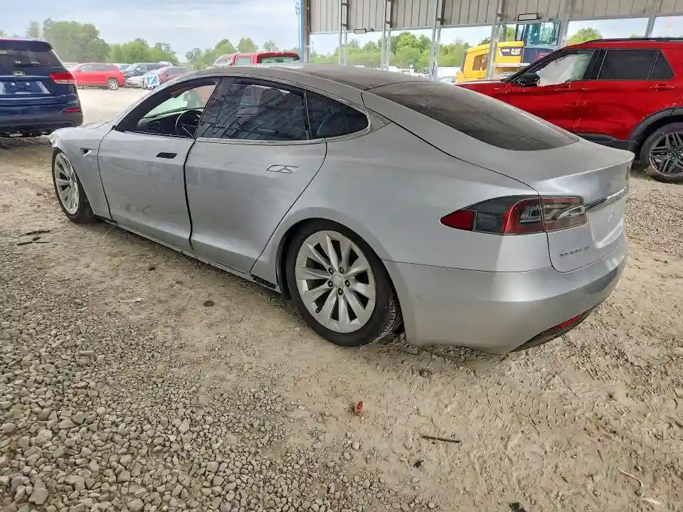 5YJSA1E25HF212217 2015 TESLA MODEL S-1