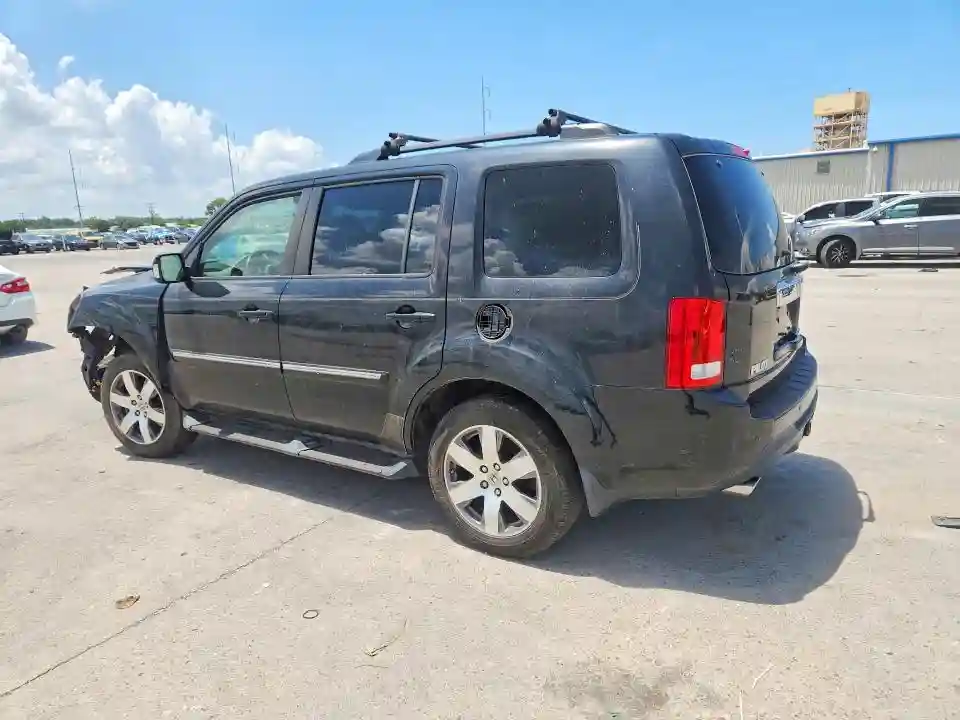 5FNYF3H95FB002679 2015 HONDA PILOT-1