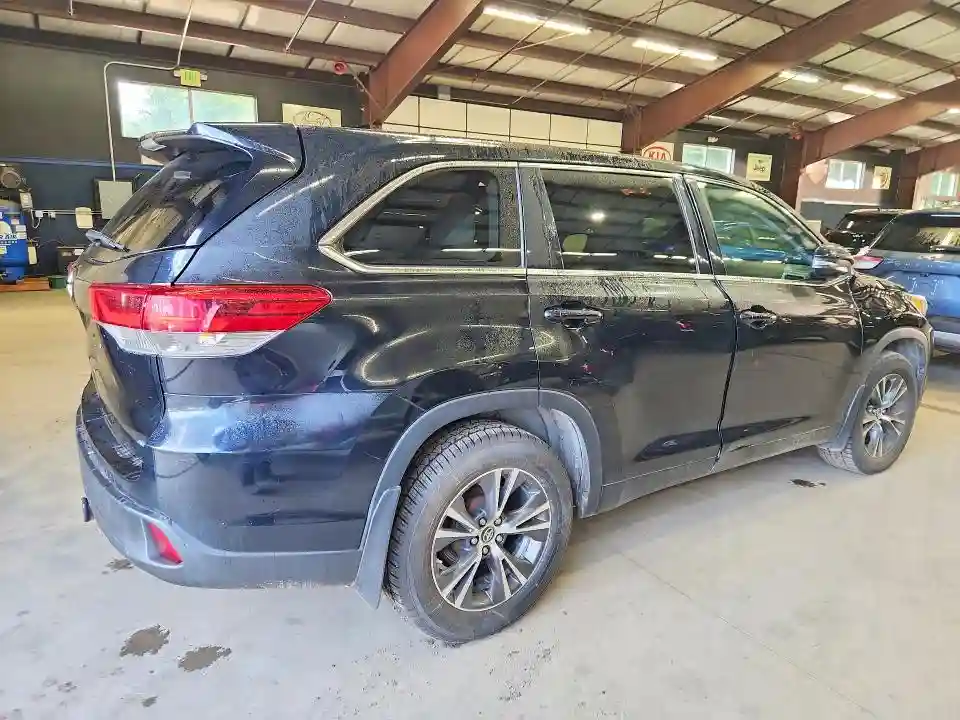 5TDBZRFH6JS808738 2018 TOYOTA HIGHLANDER-2