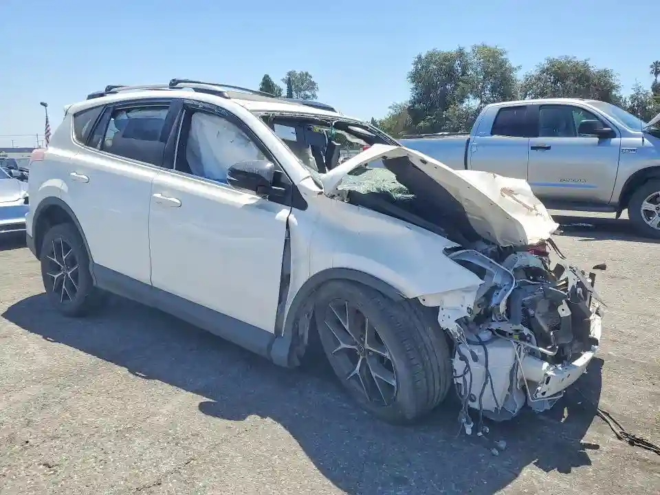 JTMNFREV7JJ725510 2018 TOYOTA RAV4-3