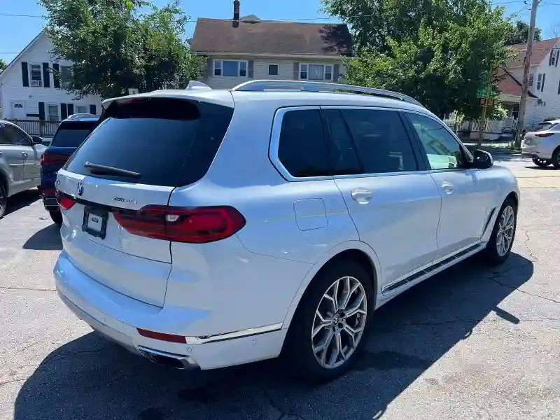 5UXCX4C57KLS36314 2019 BMW X7-2