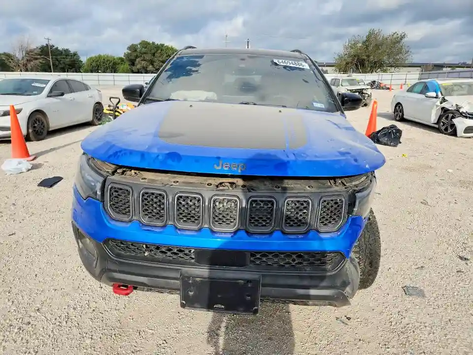 3C4NJDDN5PT516609 2023 JEEP COMPASS-4