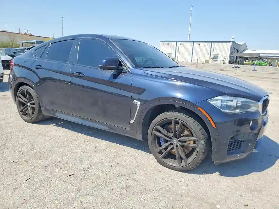 5YMKW8C51J0Y74542 2018 BMW X6 X6 M-3