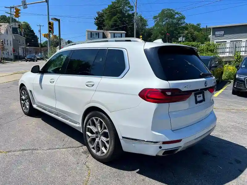 5UXCX4C57KLS36314 2019 BMW X7-1