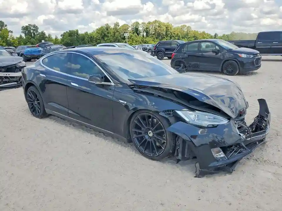 5YJSA1H22FF100399 2015 TESLA MODEL S-3