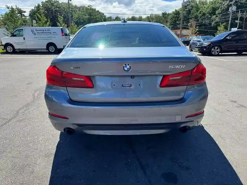 WBAJA7C59JWA74016 2018 BMW 5 SERIES-4
