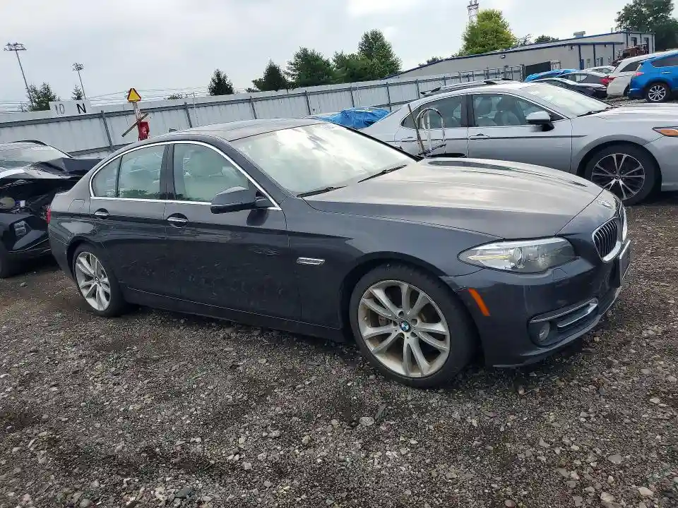 WBA5B3C52GG252954 2016 BMW 5 SERIES-3
