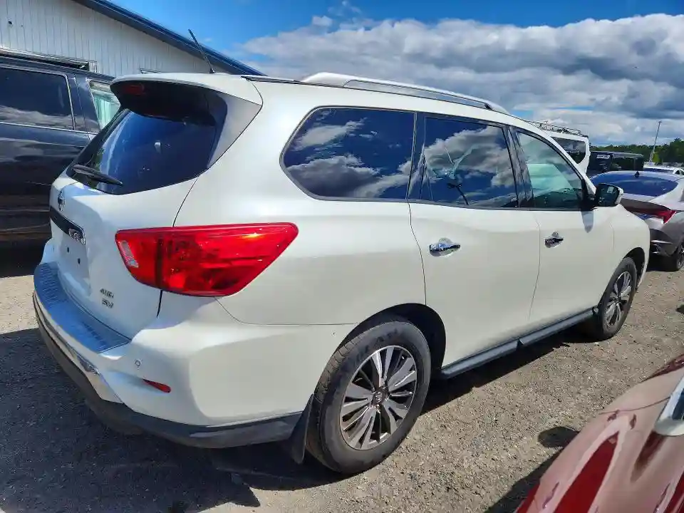5N1DR2MM3HC901630 2017 NISSAN PATHFINDER-2