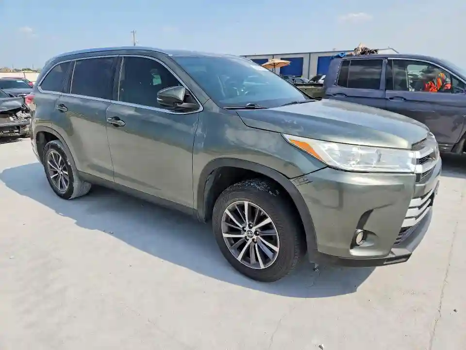 5TDKZRFH6KS316972 2019 TOYOTA HIGHLANDER-3