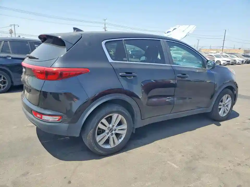 KNDPM3AC1J7389673 2018 KIA SPORTAGE-2