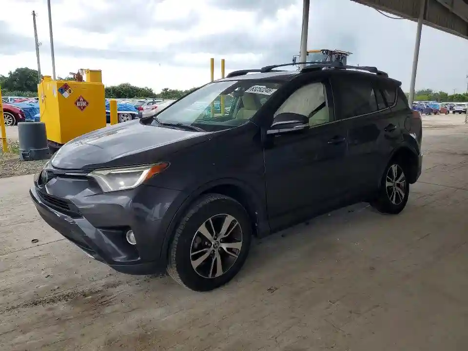 JTMWFREV6JJ162681 2018 TOYOTA RAV4-0