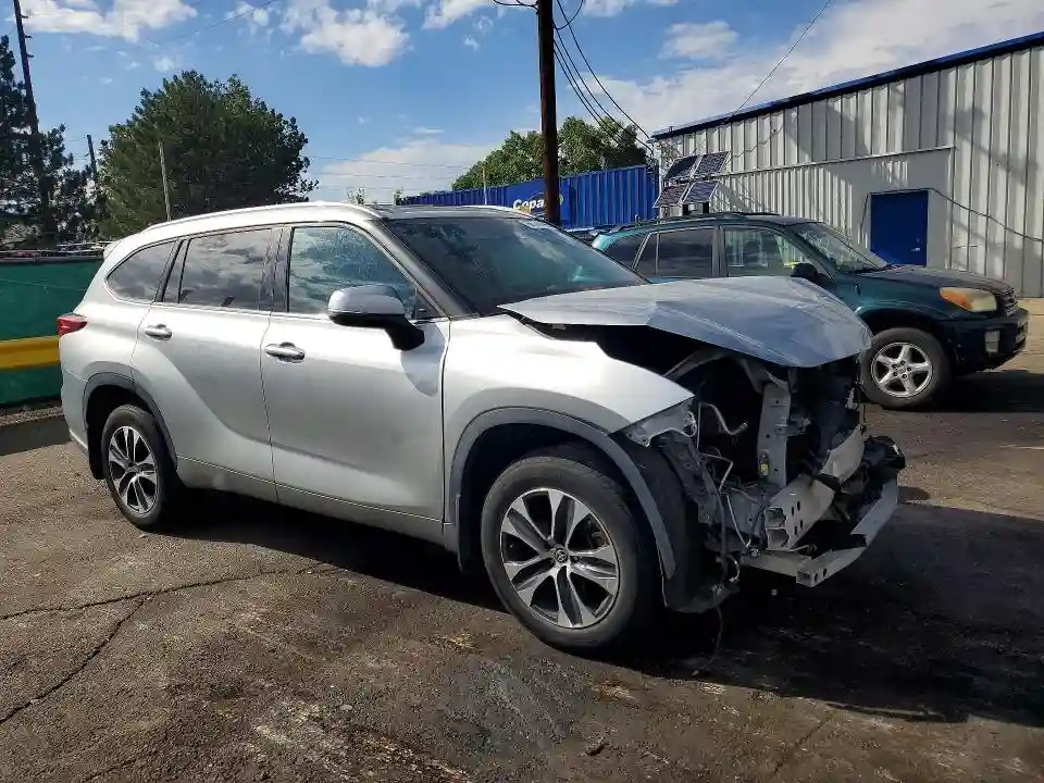 5TDGZRBH8NS569193 2022 TOYOTA HIGHLANDER-3