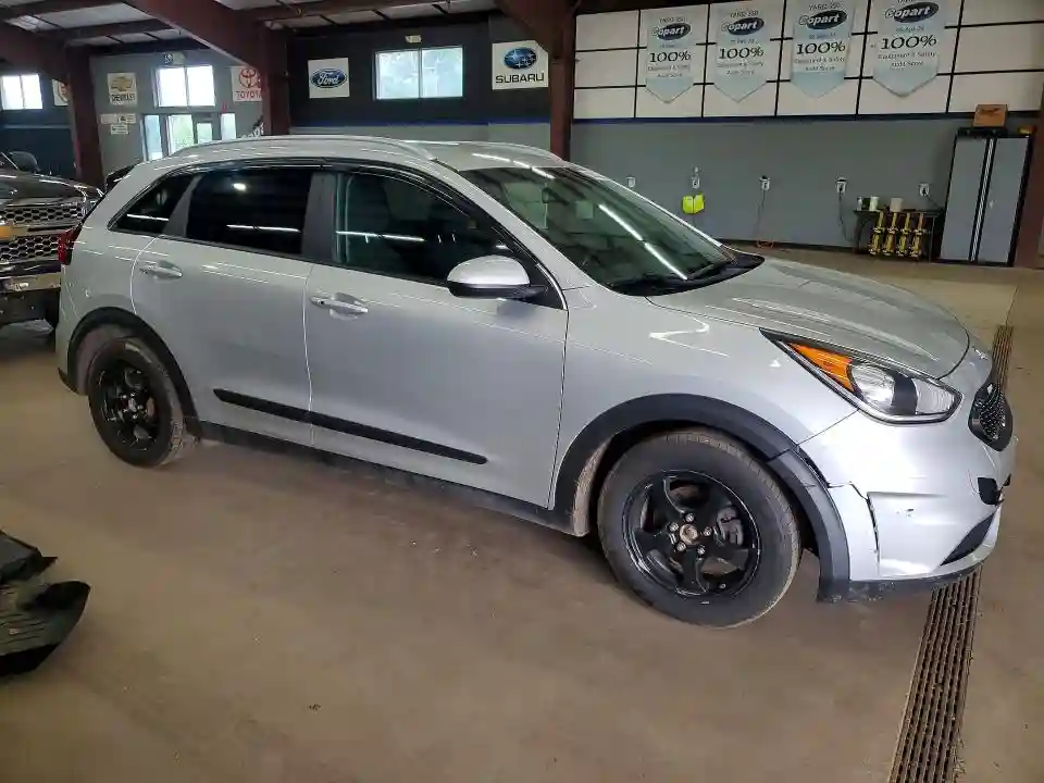 KNDCB3LC8J5200580 2018 KIA NIRO-3