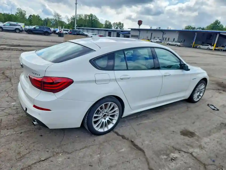 WBA5M4C51HD186898 2017 BMW 5 SERIES-2