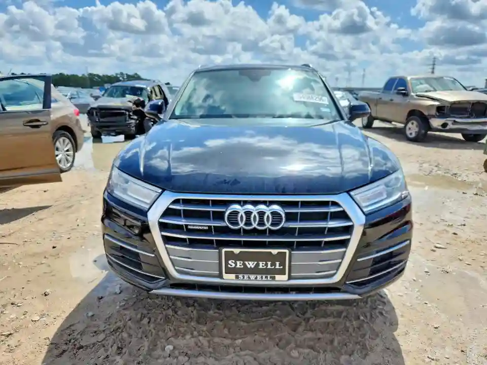 WA1ANAFY1K2019456 2019 AUDI Q5-4