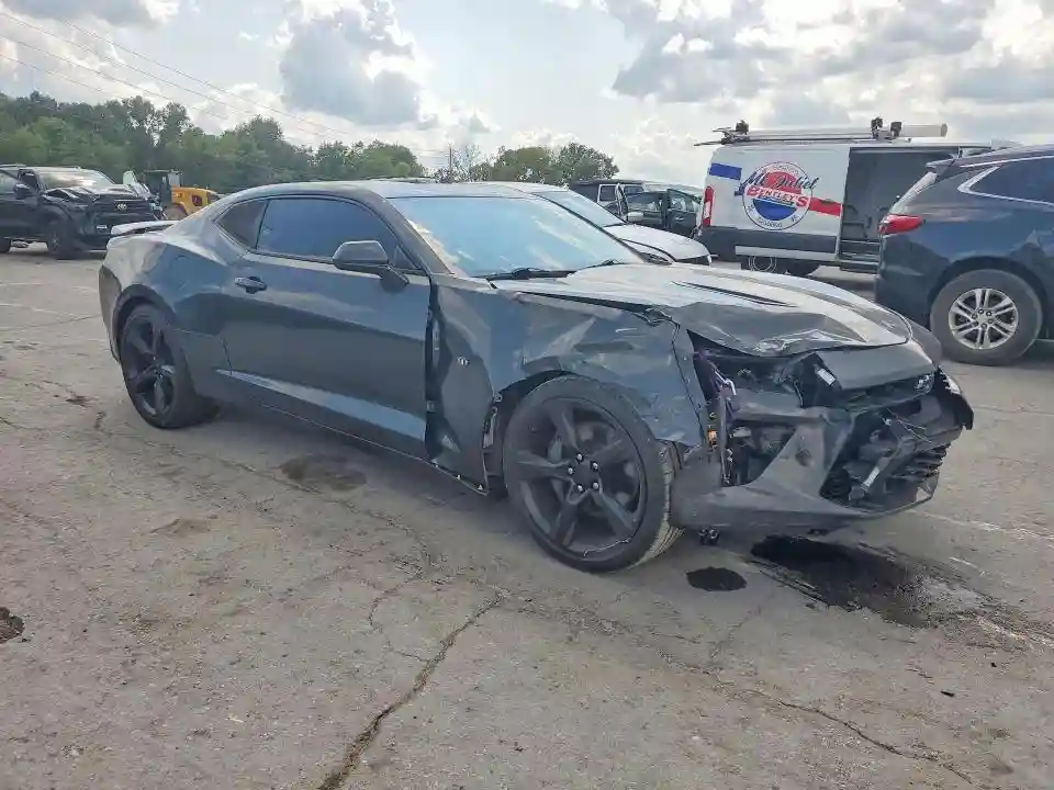 1G1FF1R73J0190708 2018 CHEVROLET CAMARO-3