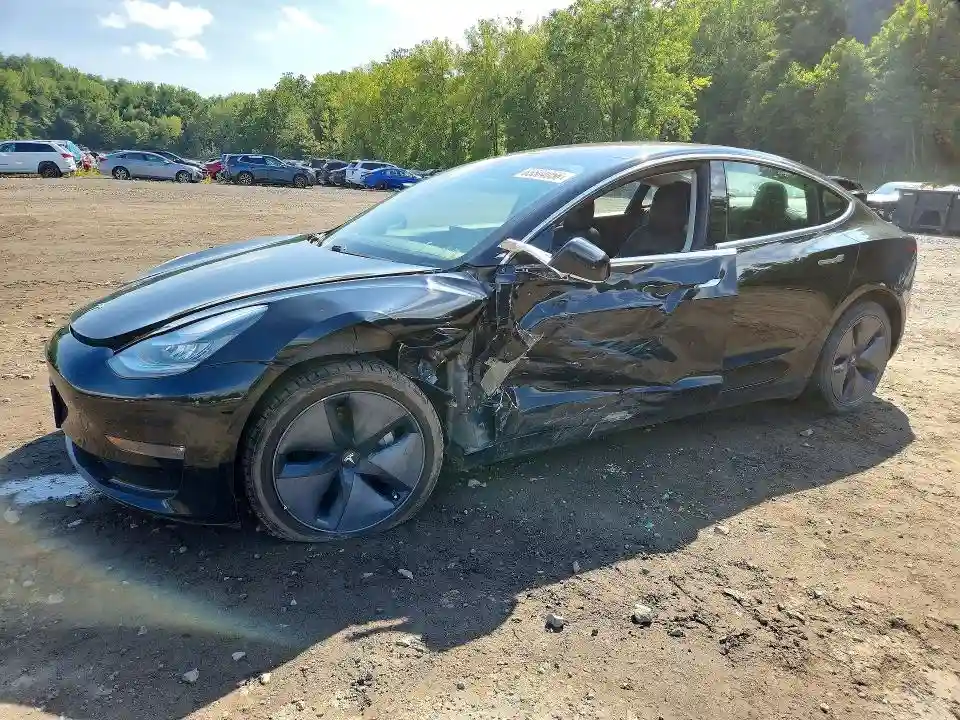 5YJ3E1EA6KF305075 2019 TESLA MODEL 3-0