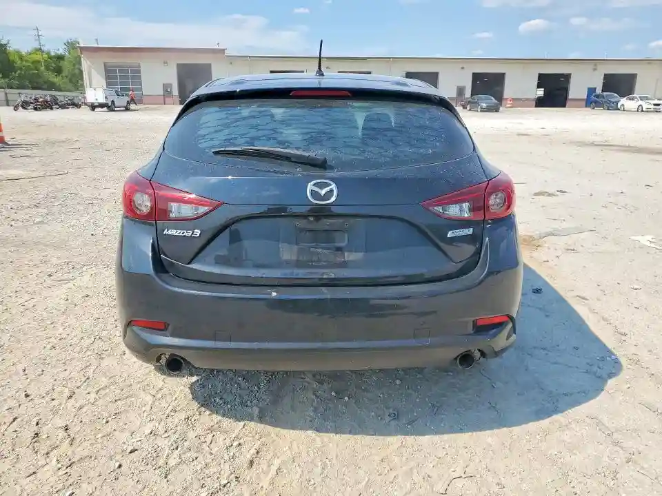 3MZBN1L37JM233925 2018 MAZDA 3-5