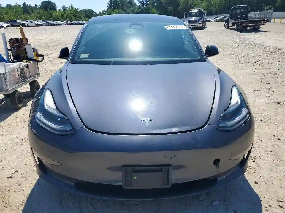5YJ3E1EA9MF083022 2021 TESLA MODEL 3-4