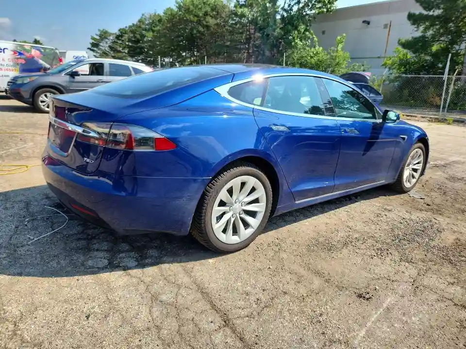 5YJSA1E28HF216875 2017 TESLA MODEL S-2