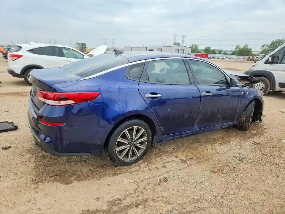 5XXGT4L30KG319869 2019 KIA OPTIMA-2