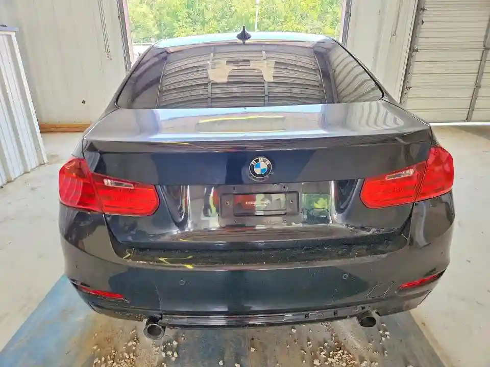WBA3B9G50FNR93070 2015 BMW 3 SERIES-5