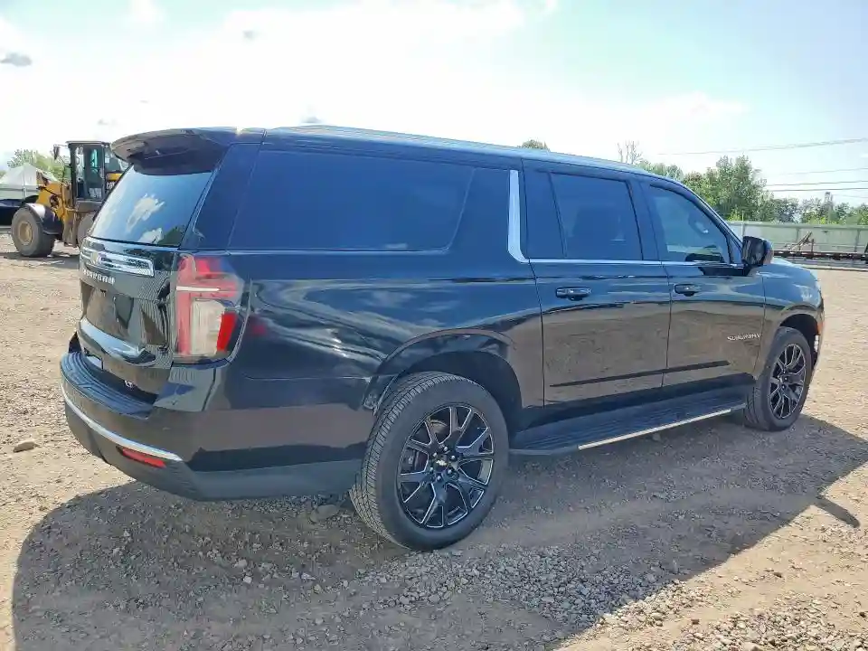 1GNSKCKD3NR242957 2022 CHEVROLET SUBURBAN-2