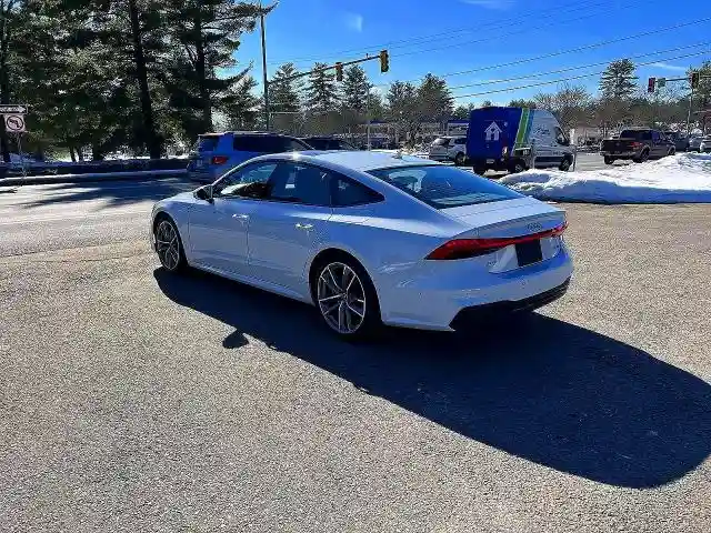 WAUVPBF22MN083202 2021 AUDI A7-2