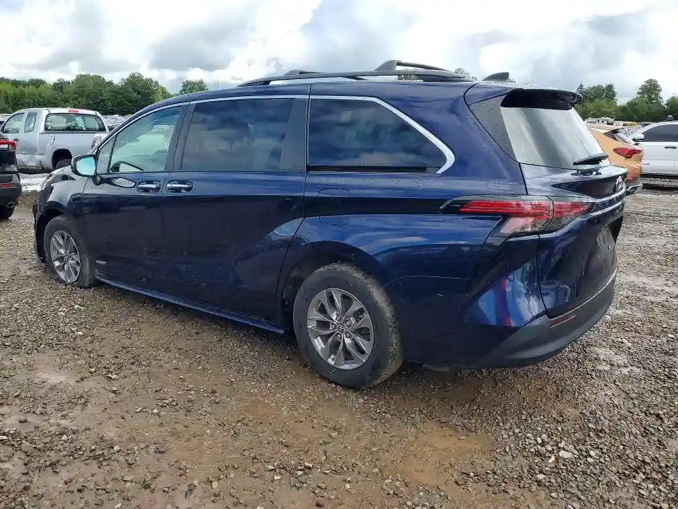 5TDJRKEC6MS035752 2021 TOYOTA SIENNA-1