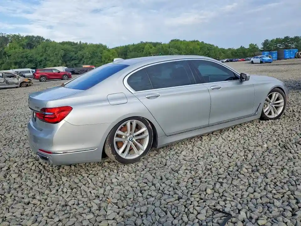 WBA7F2C56GG416813 2016 BMW 7 SERIES-2