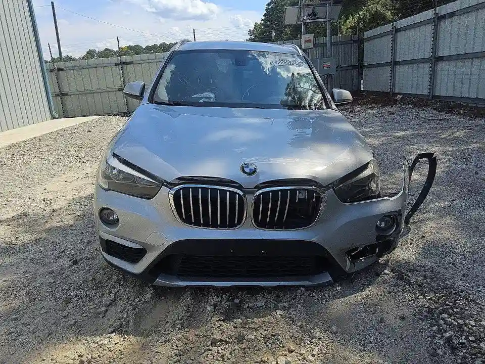 WBXHU7C34J5H44393 2018 BMW X1-4