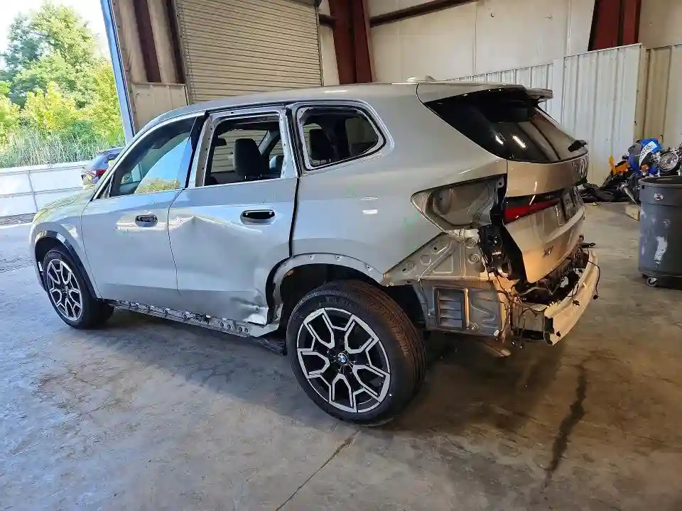 WBX73EF00R5Z34088 2024 BMW X1-1